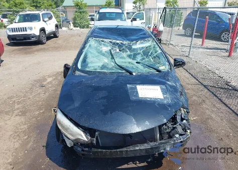 2016 Toyota Corolla Le z USA, uszkodzony, nr VIN 2T1BURHE0GC648665